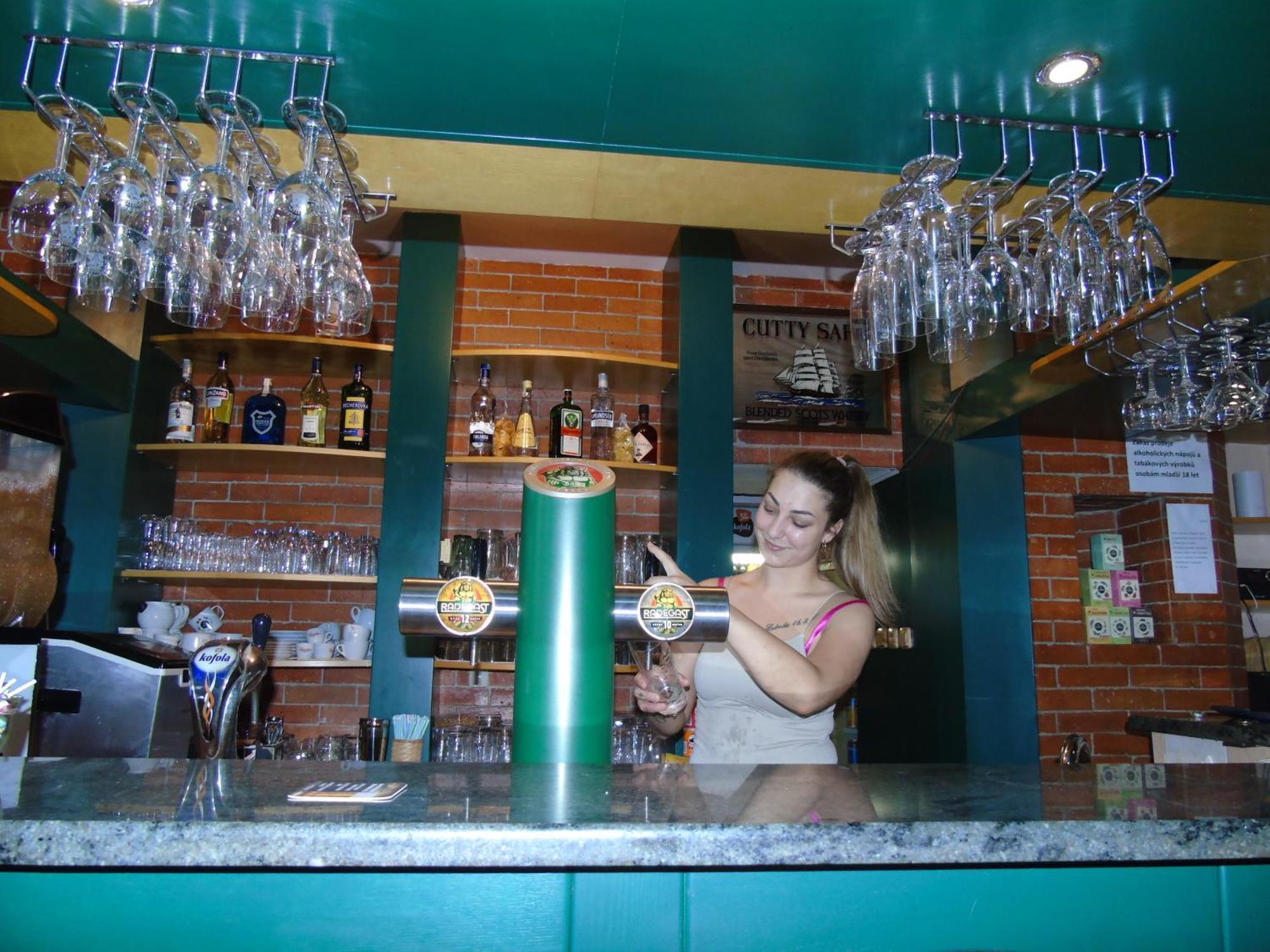 Toris Inn Trinec Exteriér fotografie